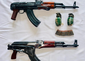 Pak-ISI ਹਮਾਇਤ ਪ੍ਰਾਪਤ BKI ਦੀ ਅੱਤਵਾਦੀ ਸਾਜ਼ਿਸ਼ ਨੂੰ ਕੀਤਾ ਨਾਕਾਮ ਗੁਰਦਾਸਪੁਰ ਤੋਂ ਦੋ ਏਕੇ-47 ਰਾਈਫਲਾਂ, ਦੋ ਗ੍ਰਨੇਡ ਬਰਾਮਦ
