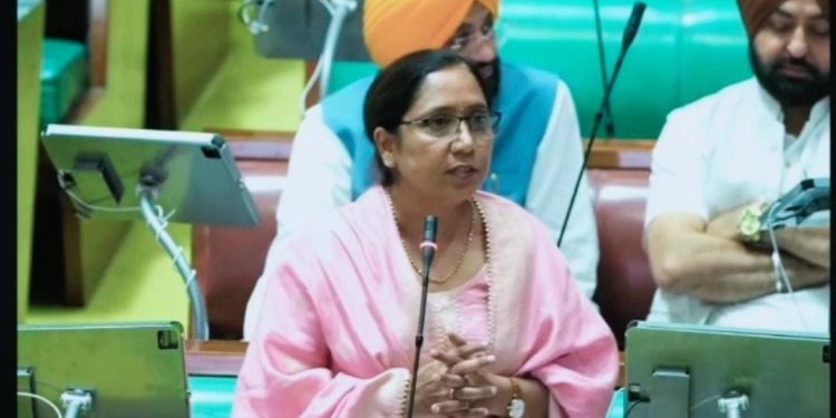 “PUNJAB ਵਿਧਾਨ ਸਭਾ ‘ਚ ਬੇਜ਼ੁਬਾਨ ਜਾਨਵਰਾਂ ਦੀ ਭਲਾਈ ਲਈ ਇਤਿਹਾਸਕ ਬਿਲ ਪੇਸ਼, ਡਾ. ਬਲਜੀਤ ਕੌਰ ਨੇ ਬਿੱਲ ਦੀ ਕੀਤੀ ਸ਼ਲਾਘਾ”
