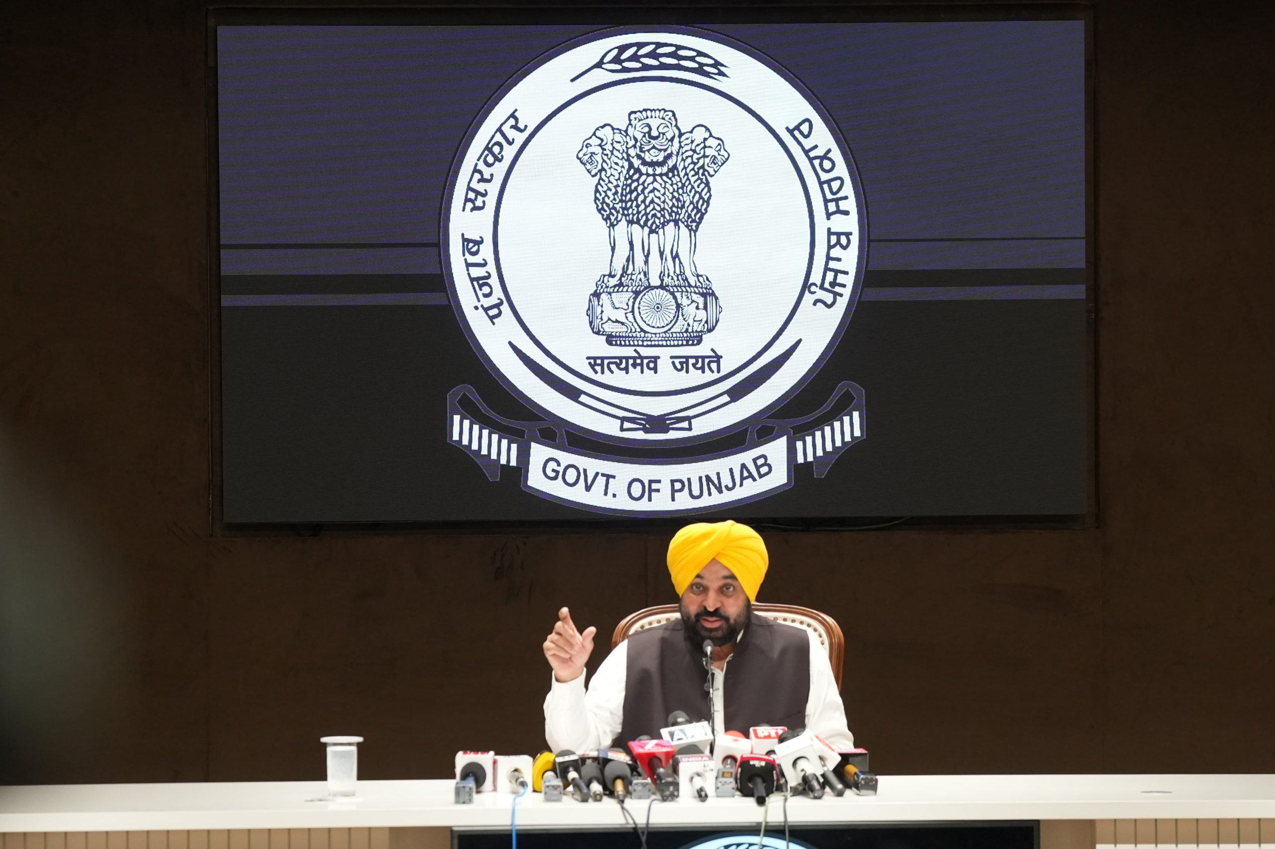 PUNJAB ਦੇ ਹਰ ਪਿੰਡ ਵਿੱਚ ਅਤਿ-ਆਧੁਨਿਕ ਸਟੇਡੀਅਮ ਉਸਾਰੇ ਜਾਣਗੇ; ਪਹਿਲੇ ਪੜਾਅ ਅਧੀਨ 3,083 ਸਟੇਡੀਅਮਾਂ ਦੀ ਉਸਾਰੀ ਪ੍ਰਗਤੀ ਅਧੀਨ: ਮੁੱਖ ਮੰਤਰੀ