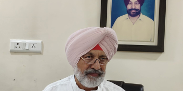 ਕੂੜੇ ਅਤੇ ਪਾਲੀਥੀਨ ਦੀ ਸਮੱਸਿਆ ਨੇ ਕੀਤਾ Mohali ਵਾਸੀਆਂ ਦਾ ਬੁਰਾ ਹਾਲ: ਬਲਬੀਰ ਸਿੱਧੂ
