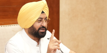 Punjab: ਕਿਸਾਨਾਂ ਨੂੰ ਪਲਾਟ ਮਿਲਣ ਤੱਕ ਸਾਲਾਨਾ ਮਿਲਣਗੇ ਇਕ ਲੱਖ ਰੁਪਏ – ਹਰਦੀਪ ਸਿੰਘ ਮੁੰਡੀਆ