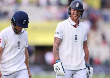 Manchester Test: ਪਹਿਲੀ ਪਾਰੀ ‘ਚ ਇੰਗਲੈਂਡ ਨੇ ਭਾਰਤ ਤੋਂ 186 ਦੌੜਾਂ ਦੀ ਲੀਡ ਲਈ Manchester Test: ਪਹਿਲੀ ਪਾਰੀ ‘ਚ ਇੰਗਲੈਂਡ ਨੇ ਭਾਰਤ ਤੋਂ 186 ਦੌੜਾਂ ਦੀ ਲੀਡ ਲਈ