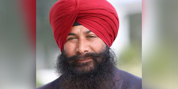 Amritsar ਵਿੱਚ ਸਾਬਕਾ ਅਕਾਲੀ ਸਰਪੰਚ ਦਾ ਗੋਲੀਆਂ ਮਾਰ ਕੇ ਕਤਲ Amritsar ਵਿੱਚ ਸਾਬਕਾ ਅਕਾਲੀ ਸਰਪੰਚ ਦਾ ਗੋਲੀਆਂ ਮਾਰ ਕੇ ਕਤਲ