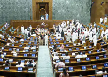 Parliament Monsoon Session ਦਾ ਅੱਜ 12ਵਾਂ ਦਿਨ: PM ਮੋਦੀ ਐਨਡੀਏ ਸੰਸਦ ਮੈਂਬਰਾਂ ਦੀ ਮੀਟਿੰਗ ਨੂੰ ਸੰਬੋਧਨ ਕਰਨਗੇ Parliament Monsoon Session ਦਾ ਅੱਜ 12ਵਾਂ ਦਿਨ: PM ਮੋਦੀ ਐਨਡੀਏ ਸੰਸਦ ਮੈਂਬਰਾਂ ਦੀ ਮੀਟਿੰਗ ਨੂੰ ਸੰਬੋਧਨ ਕਰਨਗੇ