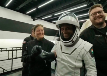 Shubhanshu Shukla: ਮਿਸ਼ਨ ਪੂਰਾ ਕਰ ਧਰਤੀ ‘ਤੇ ਵਾਪਿਸ ਪਰਤੇ ਕੈਪਟਨ ਸ਼ੁਭਾਂਸ਼ੂ ਸ਼ੁਕਲਾ ਸਣੇ ਚਾਰੇ ਪੁਲਾੜ ਯਾਤਰੀ