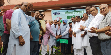 Plant Tree “ਇੱਕ ਪੈੜ ਮਾਂ ਦੇ ਨਾਮ” ਤਹਿਤ ਲਗਾਏ ਗਏ ਰੁੱਖ