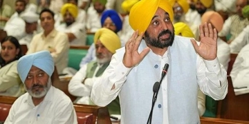 Punjab : ਮੁੱਖ ਮੰਤਰੀ ਭਗਵੰਤ ਮਾਨ ਵੱਲੋਂ ‘ਬੇਅਦਬੀ’ ਨੂੰ ਲੈ ਕੇ ਬਿੱਲ ਪੇਸ਼