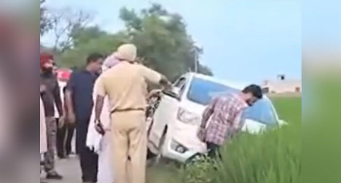 Firozpur ਤੋਂ ‘ਆਪ’ MLA ਨਾਲ ਵਾਪਰਿਆ ਸੜਕ ਹਾਦਸਾ, ਹੜ੍ਹ ਪ੍ਰਭਾਵਿਤ ਇਲਾਕੇ ਦਾ ਲੈਣ ਜਾ ਰਹੇ ਸਨ ਜਾਇਜ਼ਾ