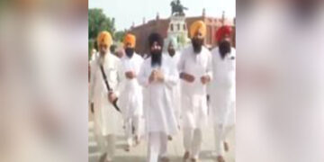 Sri Darbar Sahib ਪਹੁੰਚੇ ਪੰਜਾਬ ਦੇ ਸਿੱਖਿਆ ਮੰਤਰੀ: ਅਕਾਲ ਤਖ਼ਤ ਸਾਹਿਬ ਅੱਗੇ ਹੋਣਗੇ ਪੇਸ਼