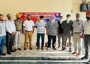Vigilance Bureau ਵੱਲੋਂ ਫਰਜ਼ੀ ਹੈਵੀ ਡਰਾਈਵਿੰਗ ਲਾਇਸੈਂਸ ਰੈਕੇਟ ਦਾ ਪਰਦਾਫਾਸ਼ Vigilance Bureau ਵੱਲੋਂ ਫਰਜ਼ੀ ਹੈਵੀ ਡਰਾਈਵਿੰਗ ਲਾਇਸੈਂਸ ਰੈਕੇਟ ਦਾ ਪਰਦਾਫਾਸ਼