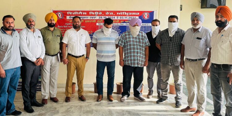 Vigilance Bureau ਵੱਲੋਂ ਫਰਜ਼ੀ ਹੈਵੀ ਡਰਾਈਵਿੰਗ ਲਾਇਸੈਂਸ ਰੈਕੇਟ ਦਾ ਪਰਦਾਫਾਸ਼ Vigilance Bureau ਵੱਲੋਂ ਫਰਜ਼ੀ ਹੈਵੀ ਡਰਾਈਵਿੰਗ ਲਾਇਸੈਂਸ ਰੈਕੇਟ ਦਾ ਪਰਦਾਫਾਸ਼