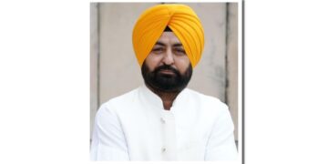 Jalandhar ਸਥਿਤ ਸੂਬਾ ਪੱਧਰੀ ਹੜ੍ਹ ਕੰਟਰੋਲ ਰੂਮ ਲਈ ਡਾਇਰੈਕਟਰ ਲੈਂਡ ਰਿਕਾਰਡ ਨੋਡਲ ਅਧਿਕਾਰੀ ਤੈਨਾਤ Jalandhar ਸਥਿਤ ਸੂਬਾ ਪੱਧਰੀ ਹੜ੍ਹ ਕੰਟਰੋਲ ਰੂਮ ਲਈ ਡਾਇਰੈਕਟਰ ਲੈਂਡ ਰਿਕਾਰਡ ਨੋਡਲ ਅਧਿਕਾਰੀ ਤੈਨਾਤ