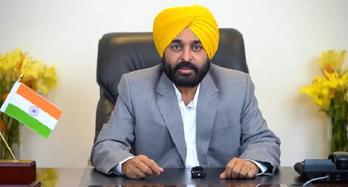 Punjab Flood : ਹੜ੍ਹ ਪ੍ਰਭਾਵਿਤ ਇਲਾਕਿਆਂ ਦਾ ਦੌਰਾ ਕਰਨ ਪਹੁੰਚੇ CM ਮਾਨ