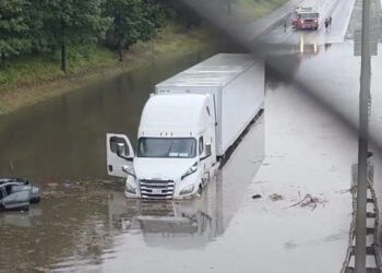 New York ਅਤੇ ਨਿਊ ਜਰਸੀ ਵਿੱਚ ਭਾਰੀ ਮੀਂਹ ਨਾਲ ਹੜ੍ਹ ਵਰਗੇ ਹਾਲਤ; ਐਮਰਜੈਂਸੀ ਲਾਗੂ