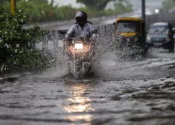 Weather Update: ਦਿੱਲੀ-ਐਨਸੀਆਰ ਵਿੱਚ ਭਾਰੀ ਮੀਂਹ; ਕਈ ਇਲਾਕੇ ਜਲਮਗਨ