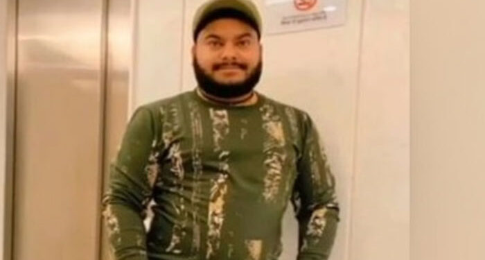 Crime News: ਅੰਮ੍ਰਿਤਸਰ ਹਵਾਈ ਅੱਡੇ ‘ਤੇ ਗੈਂਗਸਟਰ ਗ੍ਰਿਫ਼ਤਾਰ: ਵਿਦੇਸ਼ ਭੱਜਣ ਦੀ ਕਰ ਰਿਹਾ ਸੀ ਕੋਸ਼ਿਸ਼