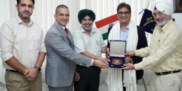 UK ਵਿੱਚ ਭਾਰਤ ਦੇ ਆਨਰੇਰੀ ਕੌਂਸਲ ਜਨਰਲ ਨੇ ਪੀ.ਐਸ.ਆਈ.ਸੀ. ਹੈੱਡਕੁਆਰਟਰ ਦਾ ਕੀਤਾ ਦੌਰਾ 