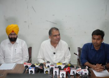 PSPCL ਪੰਜਾਬ ਭਰ ਵਿੱਚ ਪਾਵਰ ਲਾਈਨਾਂ ਦਾ “ਮੇਕ-ਓਵਰ” ਸ਼ੁਰੂ ਕਰੇਗਾ: ਪਾਵਰ ਮੰਤਰੀ ਸੰਜੀਵ ਅਰੋੜਾ ਨੇ ਐਲਾਨ ਕੀਤਾ