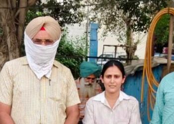 30,000 ਰੁਪਏ ਰਿਸ਼ਵਤ ਲੈਂਦਾ ASI, Vigilance Bureau ਵੱਲੋਂ ਰੰਗੇ ਹੱਥੀਂ ਕਾਬੂ 30,000 ਰੁਪਏ ਰਿਸ਼ਵਤ ਲੈਂਦਾ ASI, Vigilance Bureau ਵੱਲੋਂ ਰੰਗੇ ਹੱਥੀਂ ਕਾਬੂ