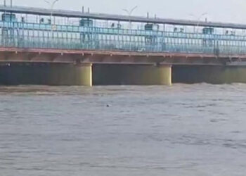 Punjab Floods: ਭਾਖੜਾ ਖ਼ਤਰੇ ਦੇ ਨਿਸ਼ਾਨ ਤੋਂ 1 ਫੁੱਟ ਹੇਠਾਂ: ਪਾਣੀ ਛੱਡਣ ਕਾਰਨ ਹੁਣ ਸਤਲੁਜ ਡਰਾਉਣ ਲੱਗਿਆ