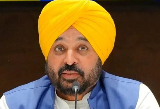 PUNJAB : ਮੁੱਖ ਮੰਤਰੀ ਭਗਵੰਤ ਮਾਨ ਦੀ ਵਿਗੜੀ ਸਿਹਤ ; ਮੋਹਾਲੀ ਦੇ ਫੋਰਟਿਸ ਹਸਪਤਾਲ ਵਿੱਚ ਦਾਖਲ PUNJAB : ਮੁੱਖ ਮੰਤਰੀ ਭਗਵੰਤ ਮਾਨ ਦੀ ਵਿਗੜੀ ਸਿਹਤ ; ਮੋਹਾਲੀ ਦੇ ਫੋਰਟਿਸ ਹਸਪਤਾਲ ਵਿੱਚ ਦਾਖਲ