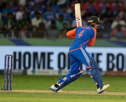 Asia Cup : ਭਾਰਤ ਤੇ ਪਾਕਿਸਤਾਨ ਵਿਚਾਲੇ ਮੈਚ ਜਾਰੀ ; ਪਾਵਰਪਲੇ ਦੇ ਅੰਦਰ ਭਾਰਤ ਨੇ ਗਵਾਈਆਂ 2 ਵਿਕਟਾਂ Asia Cup : ਭਾਰਤ ਤੇ ਪਾਕਿਸਤਾਨ ਵਿਚਾਲੇ ਮੈਚ ਜਾਰੀ ; ਪਾਵਰਪਲੇ ਦੇ ਅੰਦਰ ਭਾਰਤ ਨੇ ਗਵਾਈਆਂ 2 ਵਿਕਟਾਂ