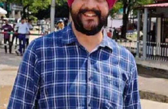 BMW Accident : ਵਿੱਤ ਮੰਤਰਾਲੇ ਦੇ ਡਿਪਟੀ ਸੈਕਟਰੀ ਦੀ ਸੜਕ ਹਾਦਸੇ ‘ਚ ਮੌਤ BMW Accident : ਵਿੱਤ ਮੰਤਰਾਲੇ ਦੇ ਡਿਪਟੀ ਸੈਕਟਰੀ ਦੀ ਸੜਕ ਹਾਦਸੇ ‘ਚ ਮੌਤ