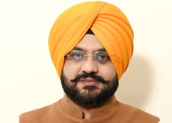 PUNJAB : ਹੜ੍ਹ ਪ੍ਰਭਾਵਿਤ ਪਿੰਡਾਂ ‘ਚ ਸਫਾਈ ਅਤੇ ਗਾਰ ਕੱਢਣ ਦਾ ਕੰਮ ਜਾਰੀ PUNJAB : ਹੜ੍ਹ ਪ੍ਰਭਾਵਿਤ ਪਿੰਡਾਂ ‘ਚ ਸਫਾਈ ਅਤੇ ਗਾਰ ਕੱਢਣ ਦਾ ਕੰਮ ਜਾਰੀ