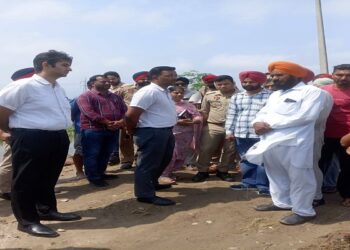 Punjab Floods : ਬਰਨਾਲਾ ਡੀ.ਸੀ., ਐੱਸ.ਐੱਸ.ਪੀ ਵੱਲੋਂ ਭਾਰੀ ਮੀਂਹ ਨਾਲ ਪ੍ਰਭਾਵਿਤ ਪਿੰਡਾਂ ਦਾ ਦੌਰਾ