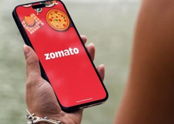 Zomato ਤੋਂ ਖਾਣਾ ਆਰਡਰ ਕਰਨਾ ਹੋ ਗਿਆ ਮਹਿੰਗਾ,ਕੰਪਨੀ ਨੇ ਪਲੇਟਫਾਰਮ ਚਾਰਜ ਵਧਾਇਆ