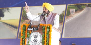 PUNJAB: ਮੁੱਖ ਮੰਤਰੀ ਵੱਲੋਂ ਪੰਜਾਬੀਆਂ ਨੂੰ ਤਿਉਹਾਰਾਂ ਦਾ ਤੋਹਫ਼ਾ, 4150 ਕਰੋੜ ਰੁਪਏ ਦੀ ਲਾਗਤ ਨਾਲ 19,491 ਕਿਲੋਮੀਟਰ ਲਿੰਕ ਸੜਕਾਂ ਦੇ ਨਿਰਮਾਣ ਦੀ ਸ਼ੁਰੂਆਤ