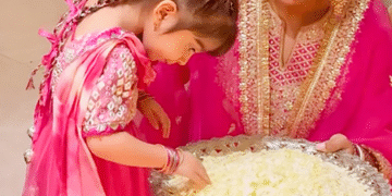 Bollywood News : ਬਿਪਾਸ਼ਾ ਬਾਸੂ ਨੇ ਆਪਣੀ ਧੀ ਦੇਵੀ ਦੀ ਦੀਵਾਲੀ ਮਨਾਉਂਦੇ ਹੋਏ ਇੱਕ ਪਿਆਰਾ ਵੀਡੀਓ ਕੀਤਾ ਸਾਂਝਾ Bollywood News : ਬਿਪਾਸ਼ਾ ਬਾਸੂ ਨੇ ਆਪਣੀ ਧੀ ਦੇਵੀ ਦੀ ਦੀਵਾਲੀ ਮਨਾਉਂਦੇ ਹੋਏ ਇੱਕ ਪਿਆਰਾ ਵੀਡੀਓ ਕੀਤਾ ਸਾਂਝਾ