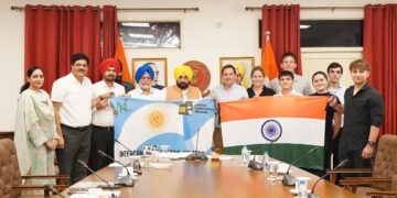 ਮੁੱਖ ਮੰਤਰੀ ਵੱਲੋਂ ਖੇਤੀਬਾੜੀ ਨੂੰ ਲਾਹੇਵੰਦਾ ਬਣਾਉਣ ਲਈ Punjab ਤੇ Argentina ਵਿਚਾਲੇ ਆਪਸੀ ਸਹਿਯੋਗ ਵਧਾਉਣ ਦੀ ਵਕਾਲਤ ਮੁੱਖ ਮੰਤਰੀ ਵੱਲੋਂ ਖੇਤੀਬਾੜੀ ਨੂੰ ਲਾਹੇਵੰਦਾ ਬਣਾਉਣ ਲਈ Punjab ਤੇ Argentina ਵਿਚਾਲੇ ਆਪਸੀ ਸਹਿਯੋਗ ਵਧਾਉਣ ਦੀ ਵਕਾਲਤ