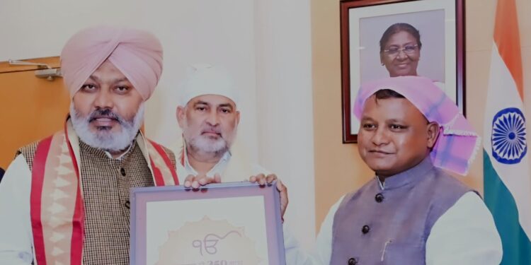 Punjab ਕੈਬਨਿਟ ਮੰਤਰੀਆਂ ਚੀਮਾ ਤੇ ਕਟਾਰੂਚੱਕ ਵੱਲੋਂ ਗੁਰੂ ਤੇਗ ਬਹਾਦਰ ਦੇ 350ਵੇਂ ਸ਼ਹੀਦੀ ਸਮਾਗਮ ਲਈ Odisha ਦੇ ਮੁੱਖ ਮੰਤਰੀ ਨੂੰ ਸੱਦਾ