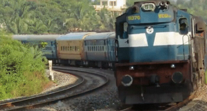 Special Trains: ਛੱਠ ਪੂਜਾ ਲਈ ਪੰਜਾਬ ਤੋਂ ਬਿਹਾਰ ਲਈ ਚੱਲਣਗੀਆਂ ਸਪੈਸ਼ਲ ਰੇਲ ਗੱਡੀਆਂ Special Trains: ਛੱਠ ਪੂਜਾ ਲਈ ਪੰਜਾਬ ਤੋਂ ਬਿਹਾਰ ਲਈ ਚੱਲਣਗੀਆਂ ਸਪੈਸ਼ਲ ਰੇਲ ਗੱਡੀਆਂ