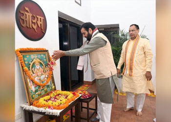 Haryana: CM ਨਾਇਬ ਸਿੰਘ ਸੈਣੀ ਨੇ ਵਿਸ਼ਵਕਰਮਾ ਦਿਵਸ ‘ਤੇ ਭਗਵਾਨ ਵਿਸ਼ਵਕਰਮਾ ਦੀ ਕੀਤੀ ਪੂਜਾ