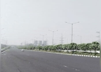 Punjab Weather: ਅੱਜ ਚੱਲਣਗੀਆਂ ਤੇਜ਼ ਹਵਾਵਾਂ: ਮੌਸਮ ਰਹੇਗਾ ਖੁਸ਼ਕ ਪਰ ਮੀਂਹ ਦੀ ਉਮੀਦ ਨਹੀਂ Punjab Weather: ਅੱਜ ਚੱਲਣਗੀਆਂ ਤੇਜ਼ ਹਵਾਵਾਂ: ਮੌਸਮ ਰਹੇਗਾ ਖੁਸ਼ਕ ਪਰ ਮੀਂਹ ਦੀ ਉਮੀਦ ਨਹੀਂ