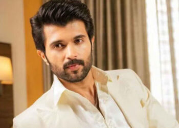 Vijay Deverakonda ਦੀ ਕਾਰ ਹਾਦਸੇ ਦਾ ਸ਼ਿਕਾਰ ਹੋਈ: ਹਾਦਸੇ ‘ਚ ਵਾਲ-ਵਾਲ ਬਚੇ ਅਦਾਕਾਰ