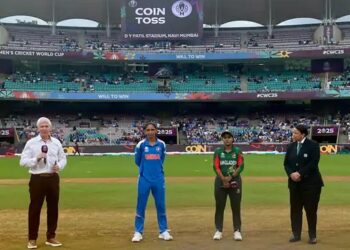 IND Vs BAN : ਮਹਿਲਾ ਵਿਸ਼ਵ ਕੱਪ ਵਿੱਚ ਅੱਜ ਦਾ ਮੁਕਾਬਲਾ ਭਾਰਤ ਅਤੇ ਬੰਗਲਾਦੇਸ਼ ਵਿਚਾਲੇ ; ਭਾਰਤ ਨੇ ਟਾਸ ਜਿੱਤ ਕੇ ਲਿਆ ਇਹ ਫੈਸਲਾ IND Vs BAN : ਮਹਿਲਾ ਵਿਸ਼ਵ ਕੱਪ ਵਿੱਚ ਅੱਜ ਦਾ ਮੁਕਾਬਲਾ ਭਾਰਤ ਅਤੇ ਬੰਗਲਾਦੇਸ਼ ਵਿਚਾਲੇ ; ਭਾਰਤ ਨੇ ਟਾਸ ਜਿੱਤ ਕੇ ਲਿਆ ਇਹ ਫੈਸਲਾ