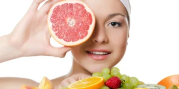 Glowing Skin ਲਈ ਆਪਣੀ ਖੁਰਾਕ ‘ਚ ਸ਼ਾਮਲ ਕਰੋ ਇਹ ਫ਼ਲ