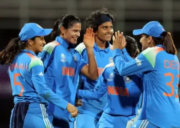 IND Vs BAN : ਭਾਰਤ ਅਤੇ ਬੰਗਲਾਦੇਸ਼ ਵਿਚਾਲੇ ਮੁਕਾਬਲਾ ਜਾਰੀ ; ਬੰਗਲਾਦੇਸ਼ ਨੇ ਭਾਰਤ ਨੂੰ ਦਿੱਤਾ ਇੰਨੀਆਂ ਦੌੜਾਂ ਦਾ ਟੀਚਾ IND Vs BAN : ਭਾਰਤ ਅਤੇ ਬੰਗਲਾਦੇਸ਼ ਵਿਚਾਲੇ ਮੁਕਾਬਲਾ ਜਾਰੀ ; ਬੰਗਲਾਦੇਸ਼ ਨੇ ਭਾਰਤ ਨੂੰ ਦਿੱਤਾ ਇੰਨੀਆਂ ਦੌੜਾਂ ਦਾ ਟੀਚਾ