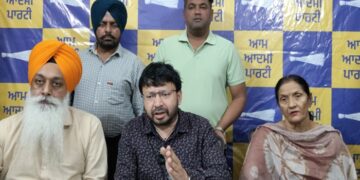 Punjab : ਮੰਤਰੀ ਡਾ. ਰਵਜੋਤ ਸਿੰਘ ਨੇ ਚੀਫ ਜਸਟਿਸ ਦੇ ਅਪਮਾਨ ਨੂੰ ਦੱਸਿਆ ਸੰਵਿਧਾਨ ਅਤੇ ਦਲਿਤ ਸਮਾਜ ’ਤੇ ਹਮਲਾ