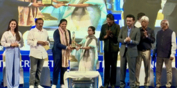 Richa Ghosh : ਵਿਸ਼ਵ ਚੈਂਪੀਅਨ ਰਿਚਾ ਘੋਸ਼ ਨੂੰ ਮਮਤਾ ਸਰਕਾਰ ਦਾ ਤੋਹਫ਼ਾ ; ਰਾਜ ਪੁਲਿਸ ਵਿੱਚ ਡੀਐਸਪੀ ਕੀਤਾ ਨਿਯੁਕਤ