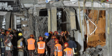 Earthquake : ਬੰਗਲਾਦੇਸ਼ ਵਿੱਚ 5.7 ਤੀਬਰਤਾ ਦਾ ਭੂਚਾਲ, 6 ਮੌਤਾਂ, 100 ਤੋਂ ਵੱਧ ਜ਼ਖਮੀ Earthquake : ਬੰਗਲਾਦੇਸ਼ ਵਿੱਚ 5.7 ਤੀਬਰਤਾ ਦਾ ਭੂਚਾਲ, 6 ਮੌਤਾਂ, 100 ਤੋਂ ਵੱਧ ਜ਼ਖਮੀ