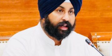 ਹਰਜੋਤ ਸਿੰਘ ਬੈਂਸ ਵੱਲੋਂ Punjab University ਸੈਨੇਟ ਨੂੰ ਭੰਗ ਕਰਨ ਸਬੰਧੀ ਕੇਂਦਰ ਦੇ ਕਦਮ ਦੀ ਸਖ਼ਤ ਆਲੋਚਨਾ; ਪੰਜਾਬ ਦੀ ਗੌਰਵਮਈ ਵਿਰਾਸਤ ‘ਤੇ ਹਮਲੇ ਖ਼ਿਲਾਫ਼ ਡਟਣ ਦਾ ਅਹਿਦ