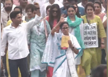 Mamata Banerjee ਨੇ SIR ਫਾਰਮ ਲੈਣ ਦਾ ਦਾਅਵਾ ਕੀਤਾ ਖਾਰਜ