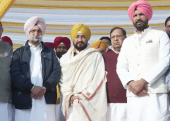 Punjab ਕਾਂਗਰਸ ਦਾ ਕਾਟੋ-ਕਲੇਸ਼ ਵਰਕਰਾਂ ਤੱਕ ਪਹੁੰਚਿਆ ! Punjab ਕਾਂਗਰਸ ਦਾ ਕਾਟੋ-ਕਲੇਸ਼ ਵਰਕਰਾਂ ਤੱਕ ਪਹੁੰਚਿਆ !