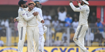 India Vs South Africa : ਗੁਹਾਟੀ ਟੈਸਟ ਦਾ ਅੱਜ ਦੂਜਾ ਦਿਨ ; ਮੁਥੁਸਾਮੀ ਅਤੇ ਕਾਈਲ ਵੇਰਿਨੇ ਦੱਖਣੀ ਅਫਰੀਕਾ ਦੀ ਪਾਰੀ ਨੂੰ ਵਧਾਉਣਗੇ ਅੱਗੇ India Vs South Africa : ਗੁਹਾਟੀ ਟੈਸਟ ਦਾ ਅੱਜ ਦੂਜਾ ਦਿਨ ; ਮੁਥੁਸਾਮੀ ਅਤੇ ਕਾਈਲ ਵੇਰਿਨੇ ਦੱਖਣੀ ਅਫਰੀਕਾ ਦੀ ਪਾਰੀ ਨੂੰ ਵਧਾਉਣਗੇ ਅੱਗੇ