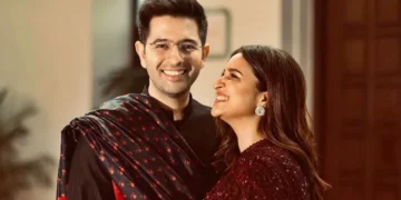 Bollywood Actress ਪਰਿਣੀਤੀ ਚੋਪੜਾ ਅਤੇ ਰਾਘਵ ਚੱਢਾ ਨੇ ਨਵਜੰਮੇ ਬੱਚੇ ਨਾਲ ਸਾਂਝੀਆਂ ਕੀਤੀਆਂ ਤਸਵੀਰਾਂ Bollywood Actress ਪਰਿਣੀਤੀ ਚੋਪੜਾ ਅਤੇ ਰਾਘਵ ਚੱਢਾ ਨੇ ਨਵਜੰਮੇ ਬੱਚੇ ਨਾਲ ਸਾਂਝੀਆਂ ਕੀਤੀਆਂ ਤਸਵੀਰਾਂ