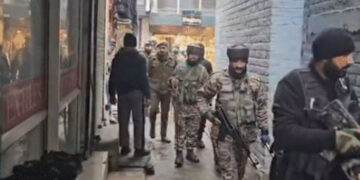 Srinagar ਤੋਂ ਜੰਮੂ ਤੱਕ 80 ਪਿੰਡਾਂ ਵਿੱਚ ਘਰ-ਘਰ ਤਲਾਸ਼ੀ: ਘੁਸਪੈਠ ਨੂੰ ਰੋਕਣ ਲਈ ਕਸ਼ਮੀਰ ਪੁਲਿਸ-ਫੌਜ ਦਾ ਸਾਂਝਾ ਅਭਿਆਨ